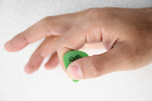 ピックの持ち方