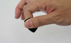 深く持つスタイル